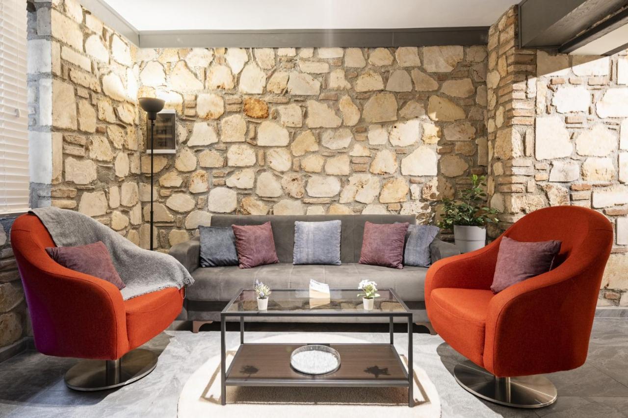 Charming Flat Near Hadrians Gate Lägenhet Antalya Exteriör bild